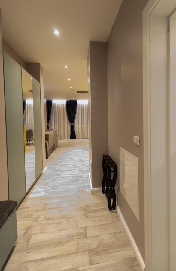 Omnia Apartments Iasi Exterior photo